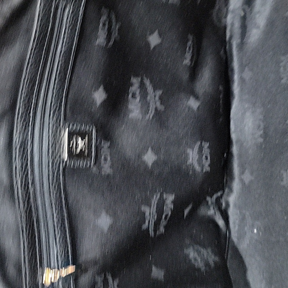 MCM EUC LEATHER HANDBAG TOTE BAG - Picture 8 of 10